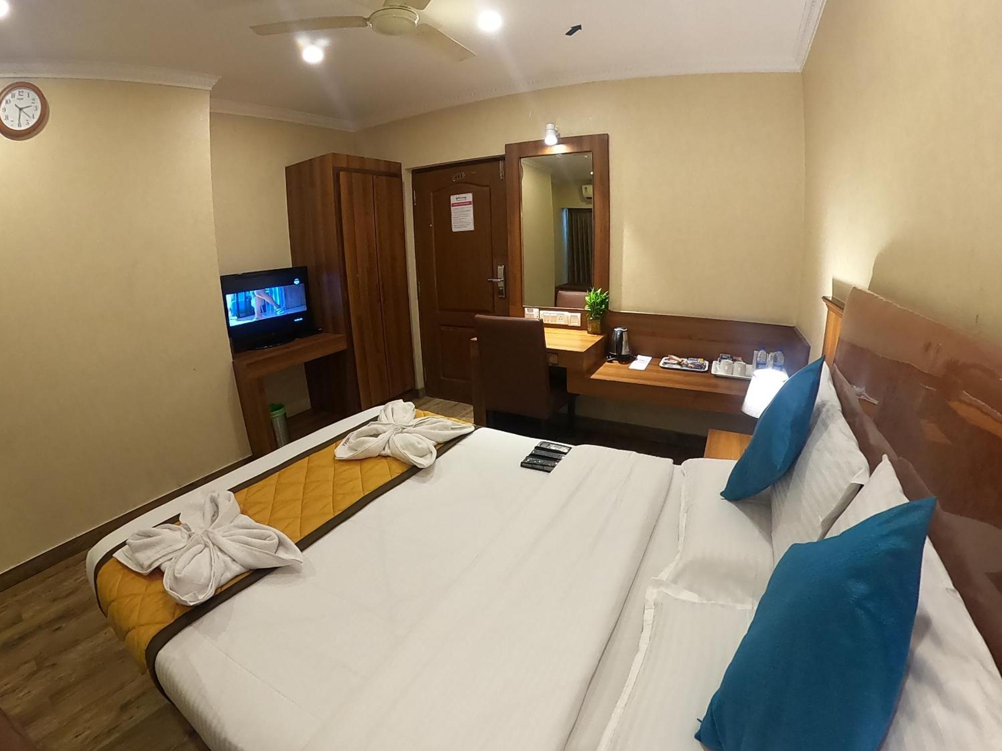 Hotel Noor Empire International Kormangala Bangalore Eksteriør billede