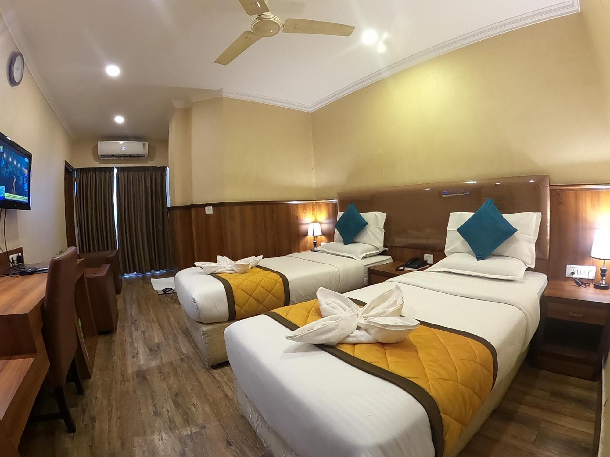 Hotel Noor Empire International Kormangala Bangalore Eksteriør billede