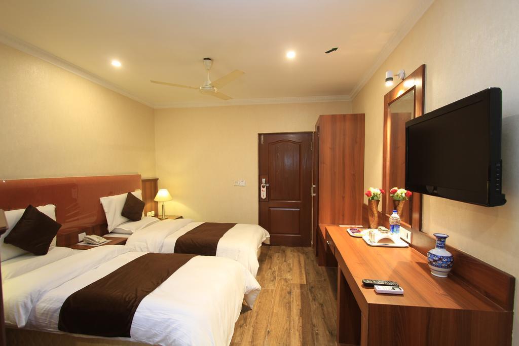 Hotel Noor Empire International Kormangala Bangalore Eksteriør billede