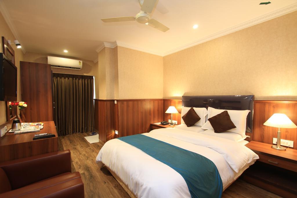 Hotel Noor Empire International Kormangala Bangalore Eksteriør billede
