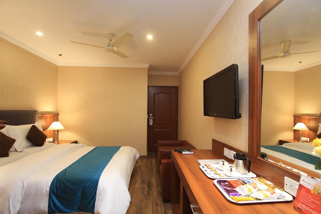 Hotel Noor Empire International Kormangala Bangalore Eksteriør billede